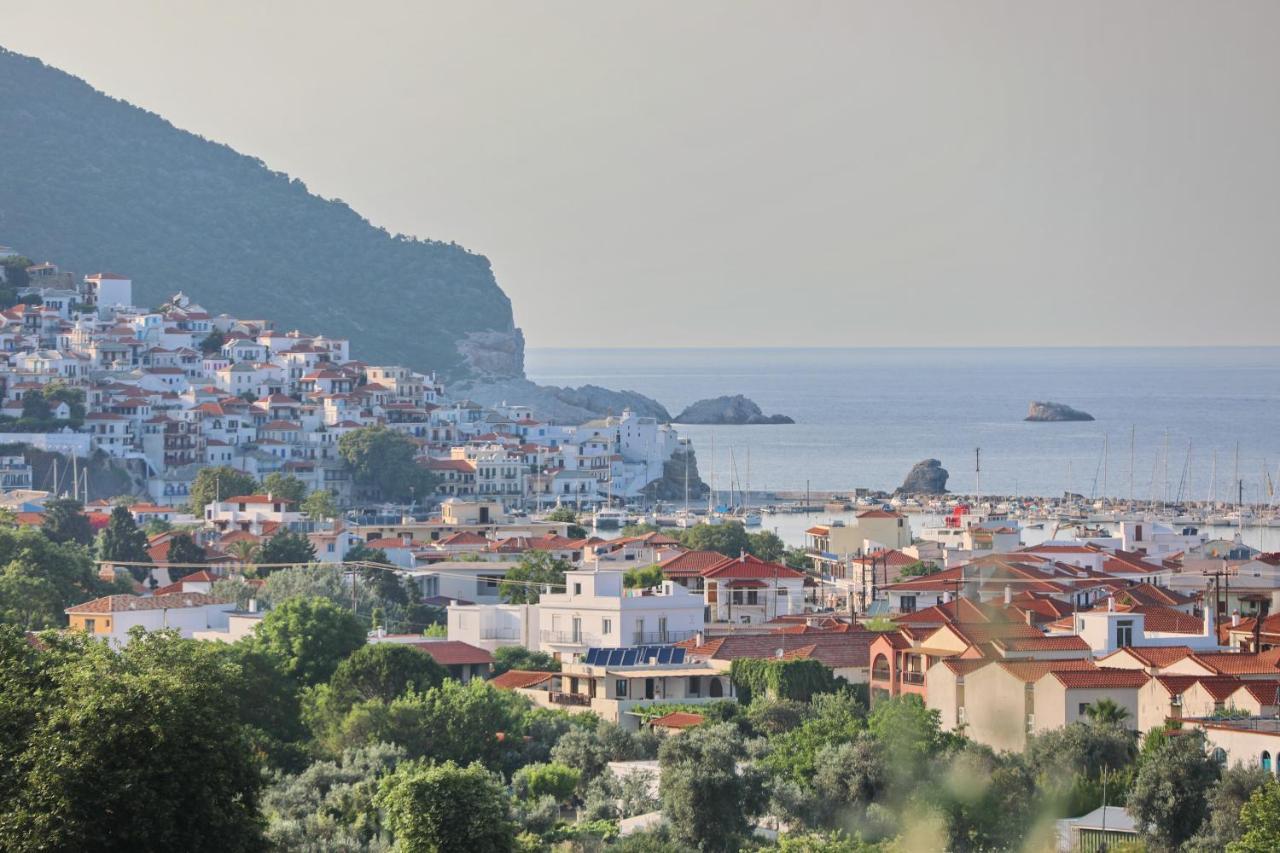 Esperides Apartments Aigli Skopelos Town Exterior foto